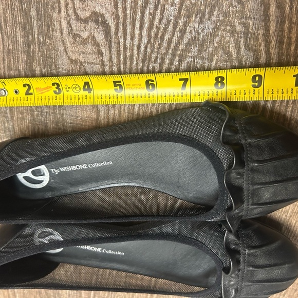 The Wishbone Collection 9M EUC near newBlack Leather Flats with Bow & mesh sides - Picture 12 of 13